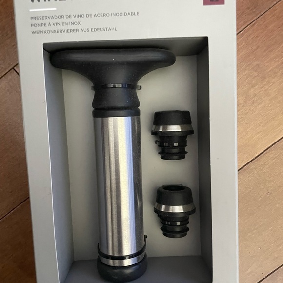 Rabbit Stainless Steel Wine Preserver - Picture 4 of 7